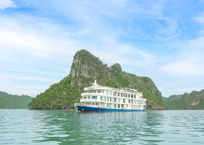 Sea Coral Cruise Lan Ha Bay 5*