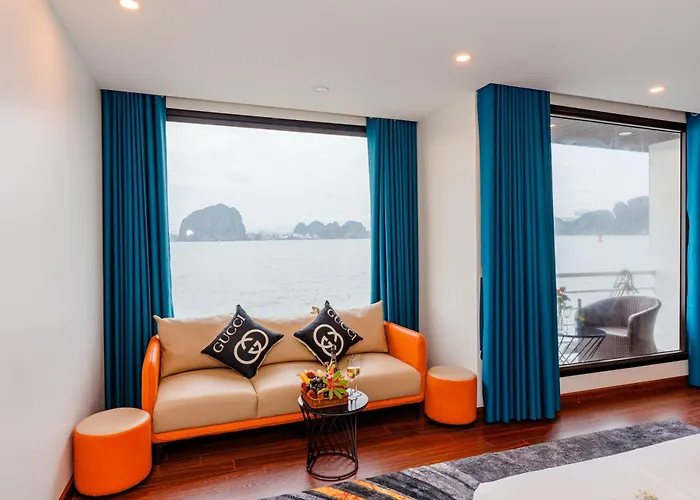 Sea Coral Cruise Lan Ha Bay  5*