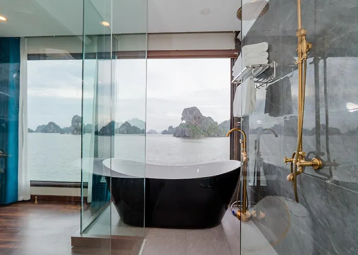 Sea Coral Cruise Lan Ha Bay 5*